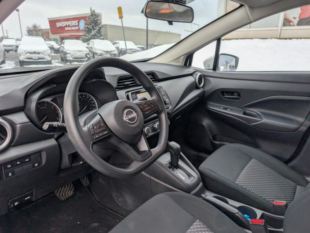 2024 Nissan Versa 1.6 S Photo