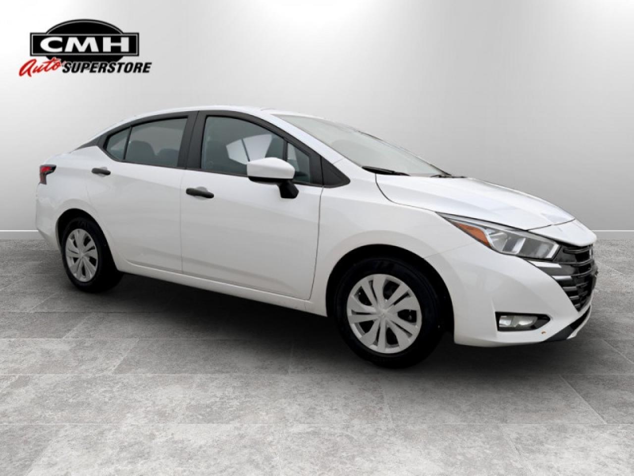 2024 Nissan Versa 1.6 S  **CLEAN CARFAX - ONE OWNER** Photo