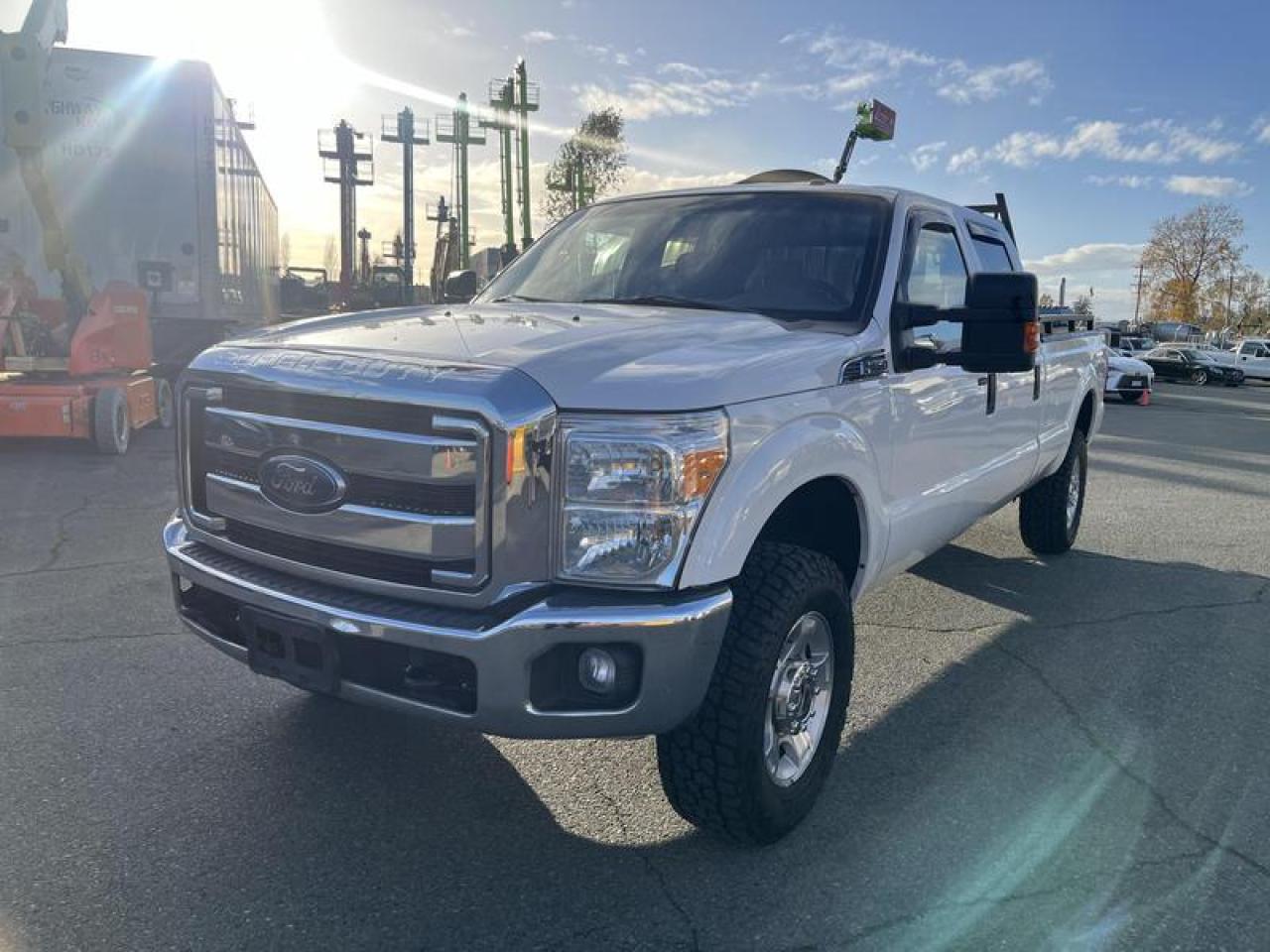 Used 2016 Ford F-350 SD XLT Crew Cab Long Box 4WD for sale in Burnaby, BC
