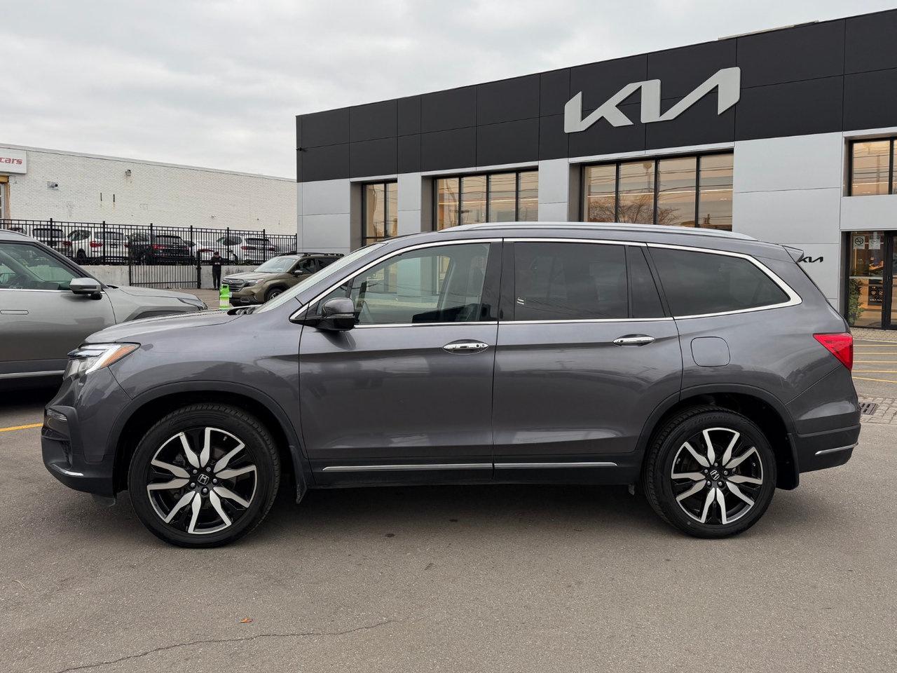 2022 Honda Pilot Touring 7-Passenger AWD   3500lbs Towing Capacity Photo