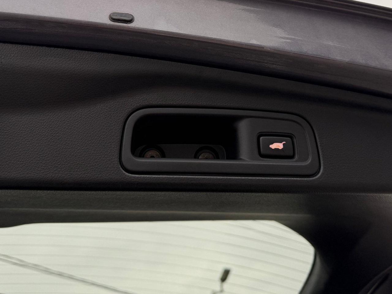 2022 Honda Pilot Touring 7-Passenger AWD   3500lbs Towing Capacity Photo