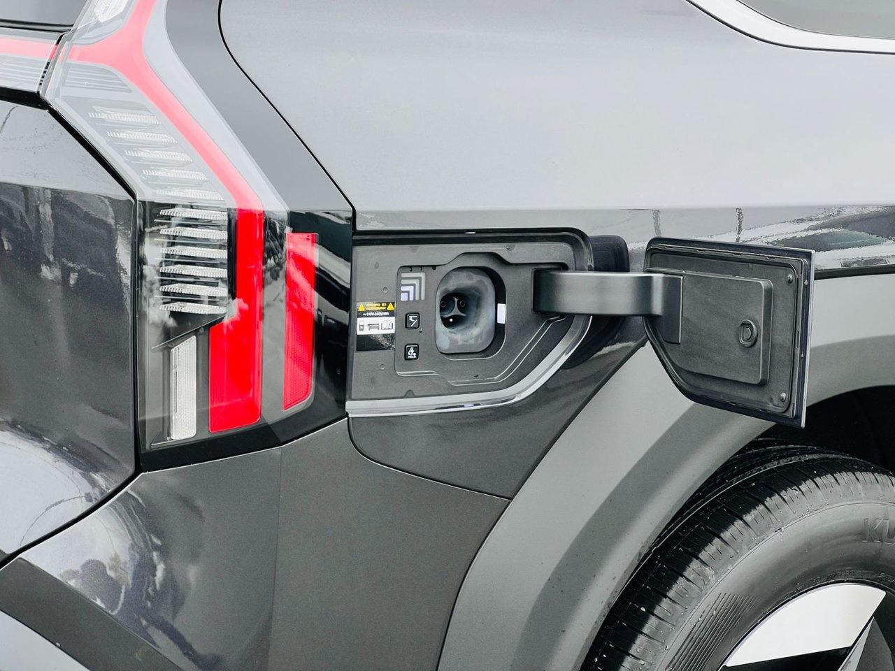 2026 Kia EV9 Land AWD Photo