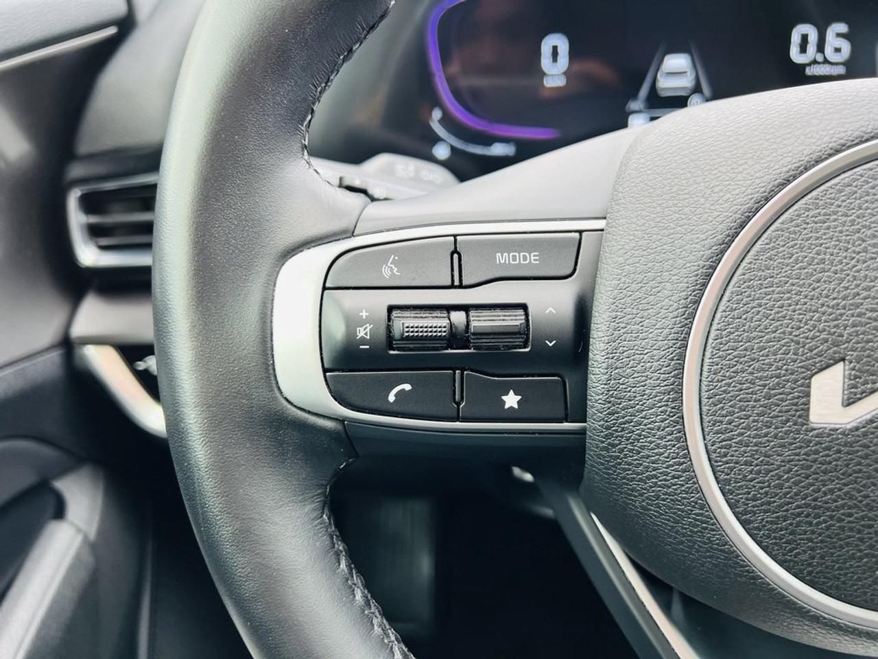 2023 Kia Sportage EX Photo