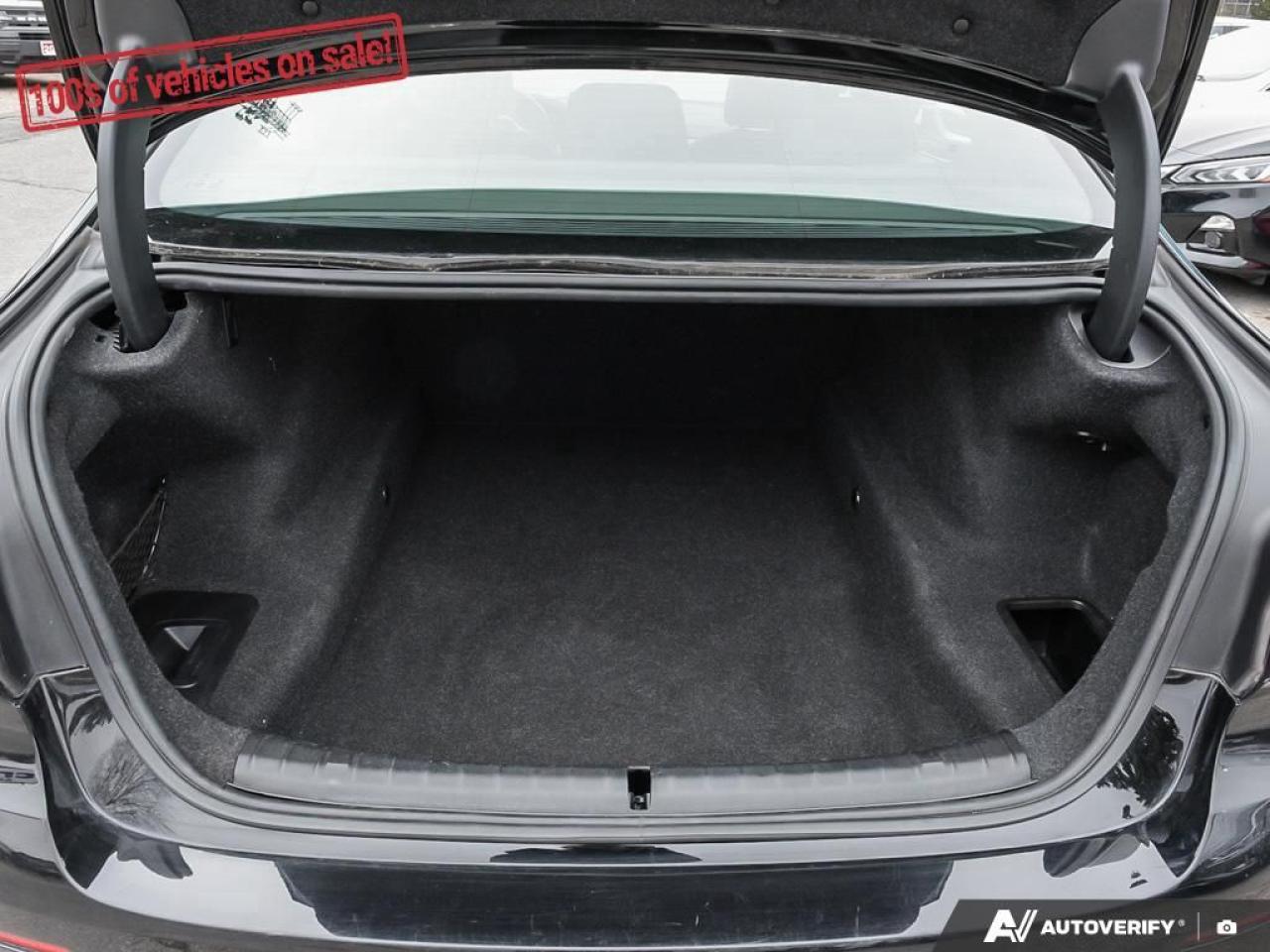 2022 BMW 5 Series 530i xDrive Photo