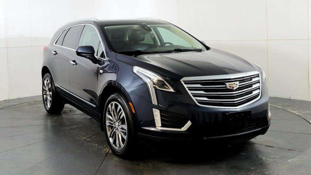 Used 2017 Cadillac XT5 Premium Luxury AWD for sale in Winnipeg, MB