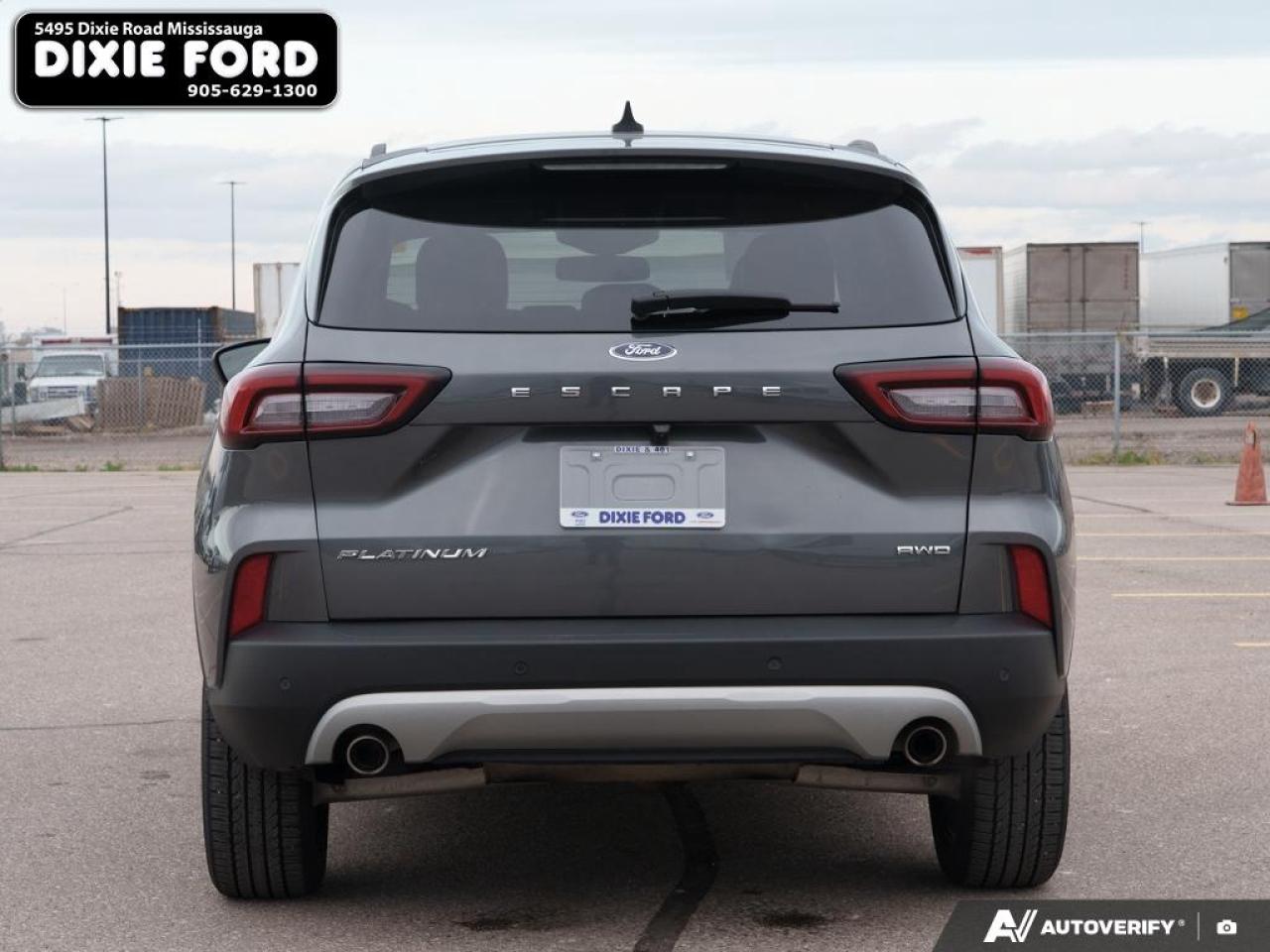 2023 Ford Escape Platinum Photo4