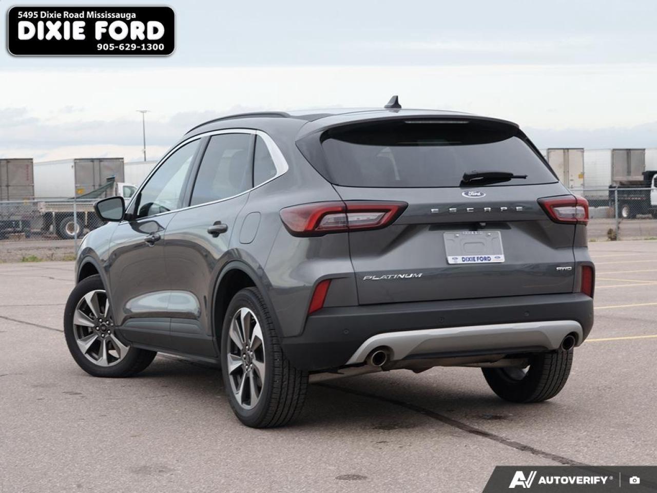 2023 Ford Escape Platinum Photo3