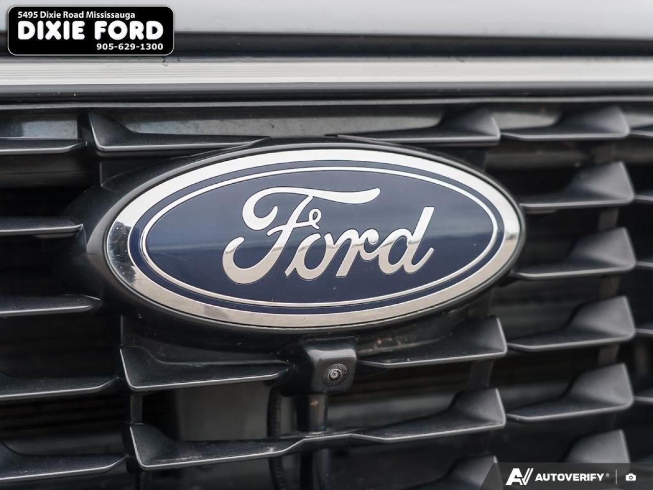 2023 Ford Escape Platinum Photo