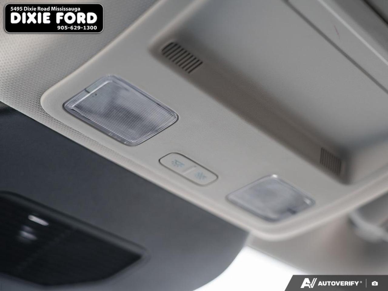 2023 Ford Escape Platinum Photo