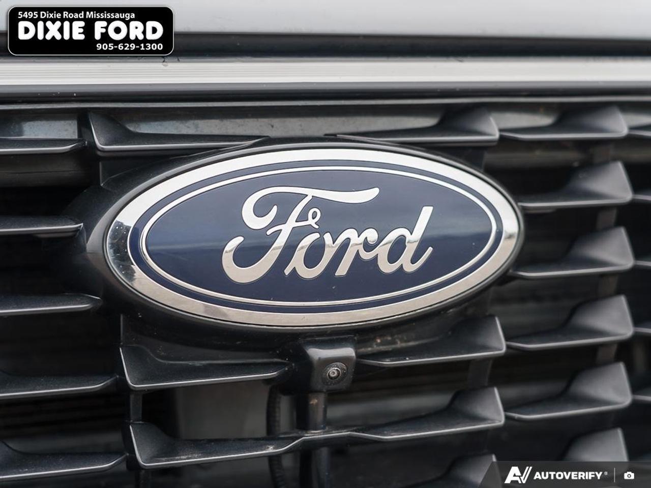 2023 Ford Escape Platinum Photo