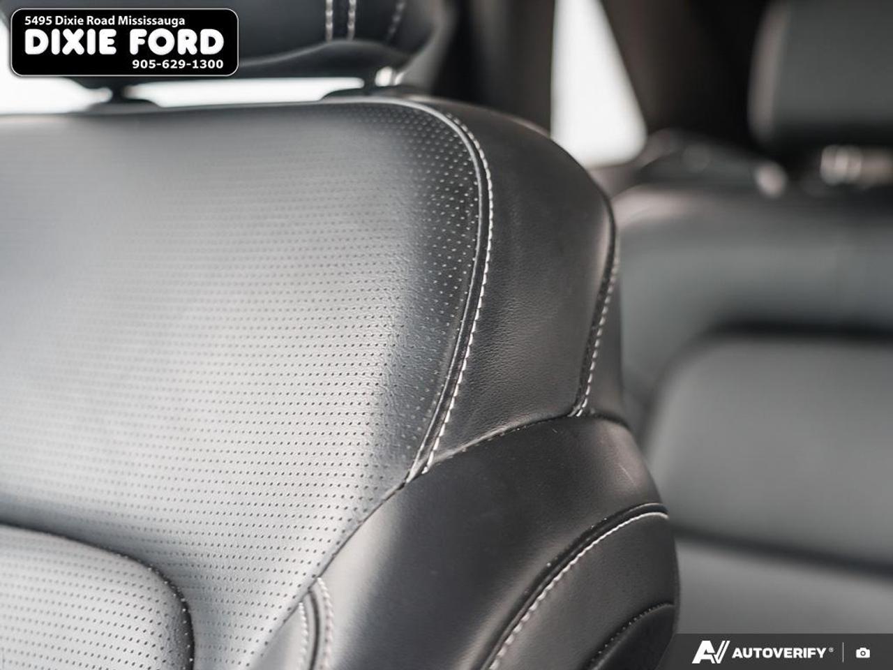 2023 Ford Escape Platinum Photo