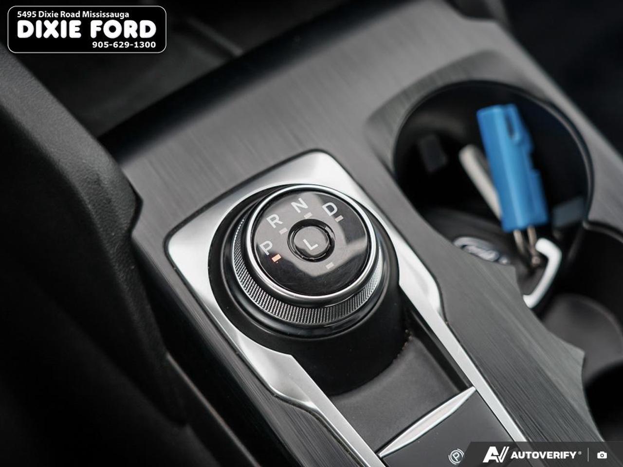 2023 Ford Escape Platinum Photo