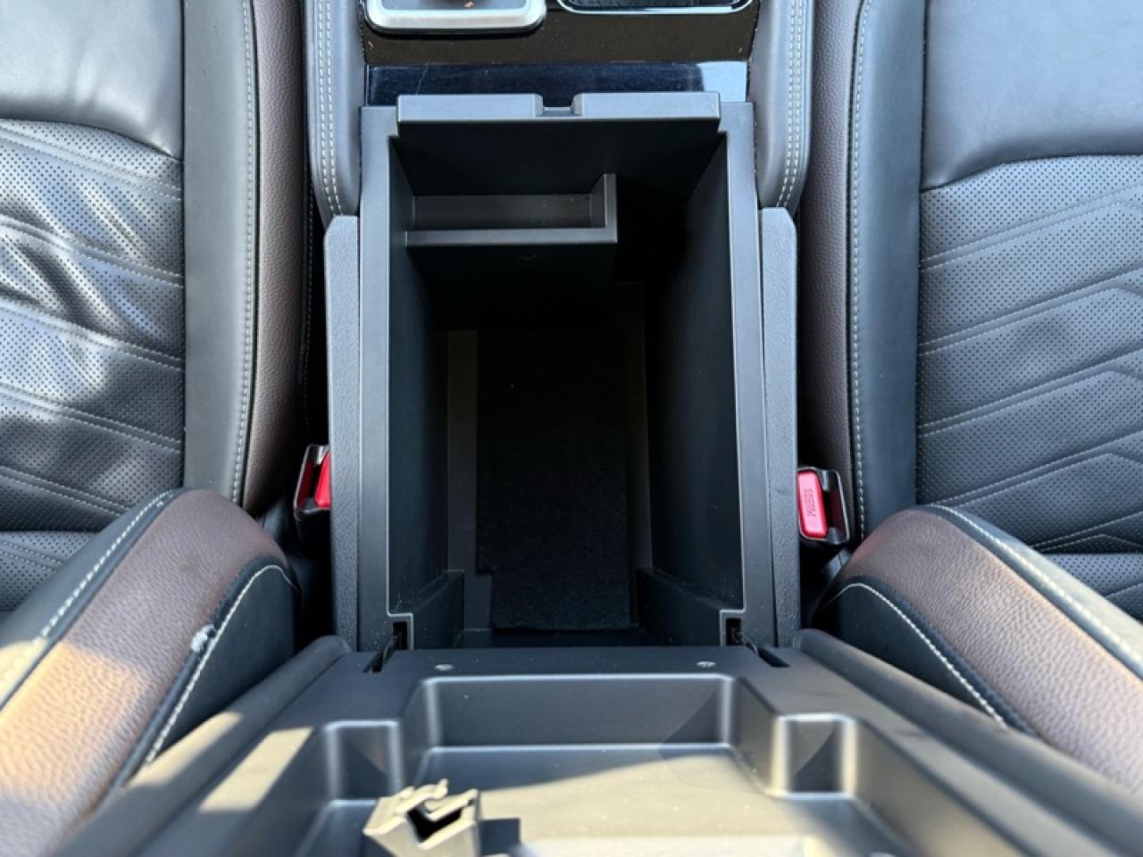 2024 Nissan Pathfinder Platinum  - Cooled Seats Photo