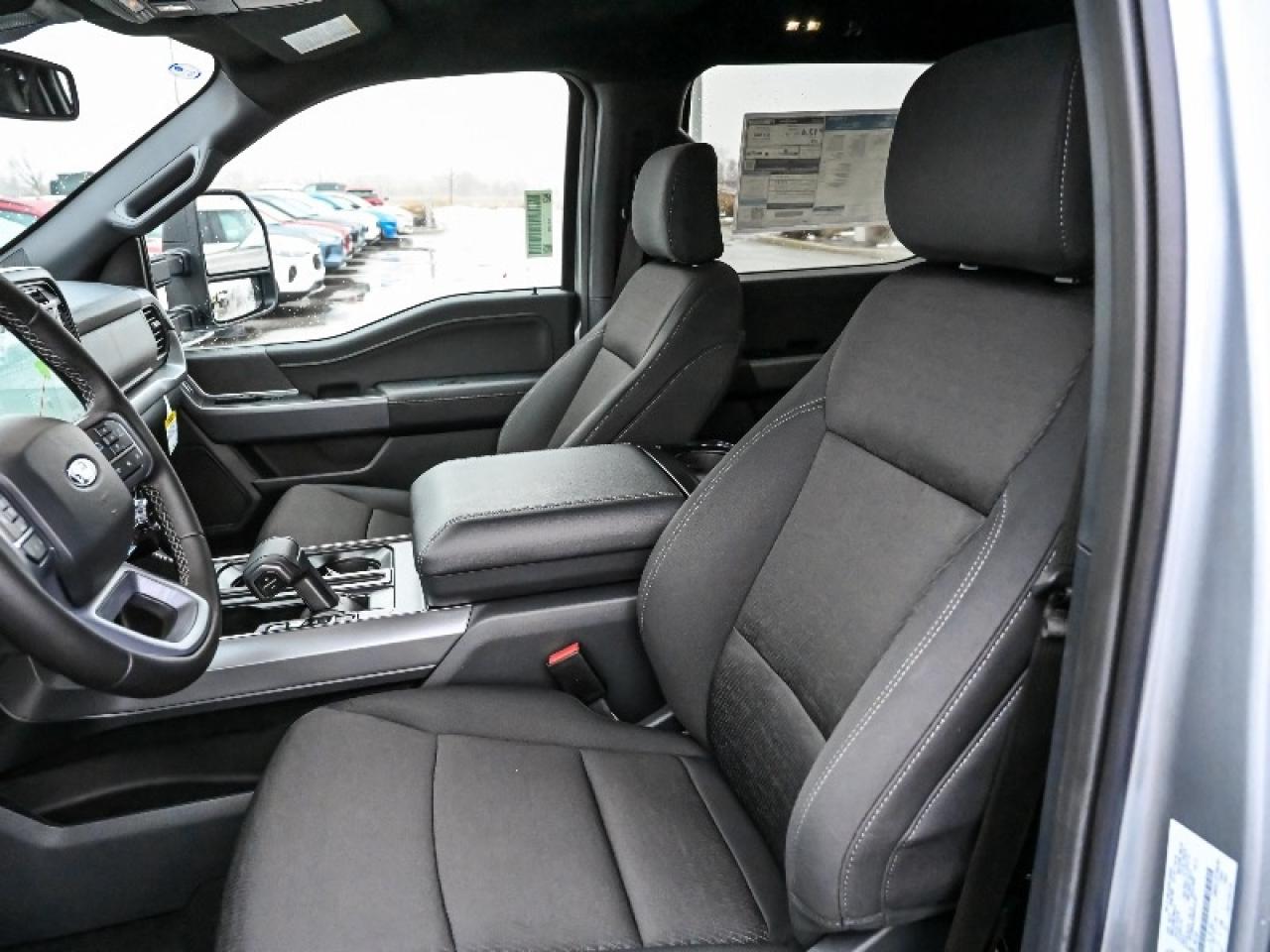 2025 Ford F-150 XLT Photo