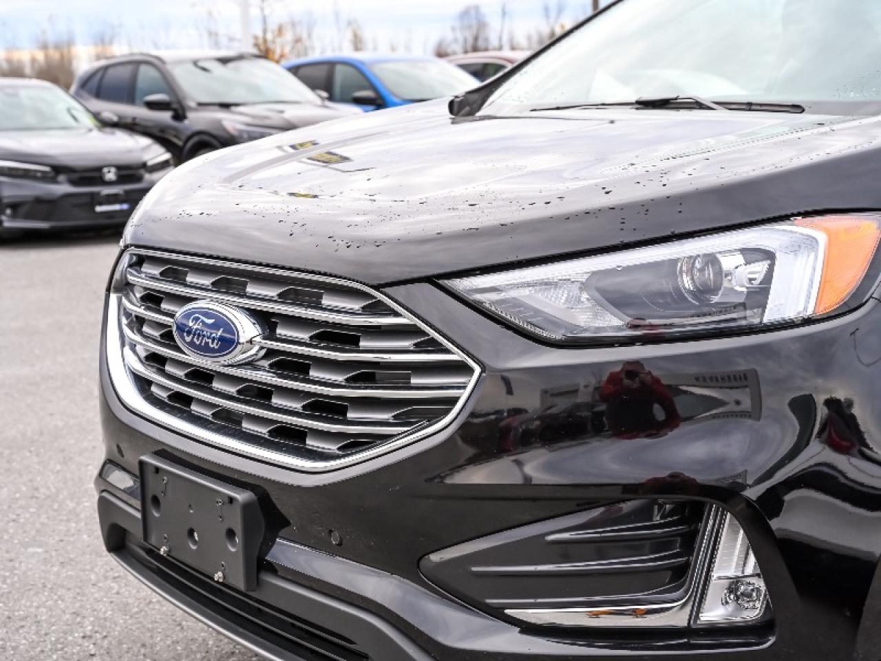 2024 Ford Edge Titanium Photo