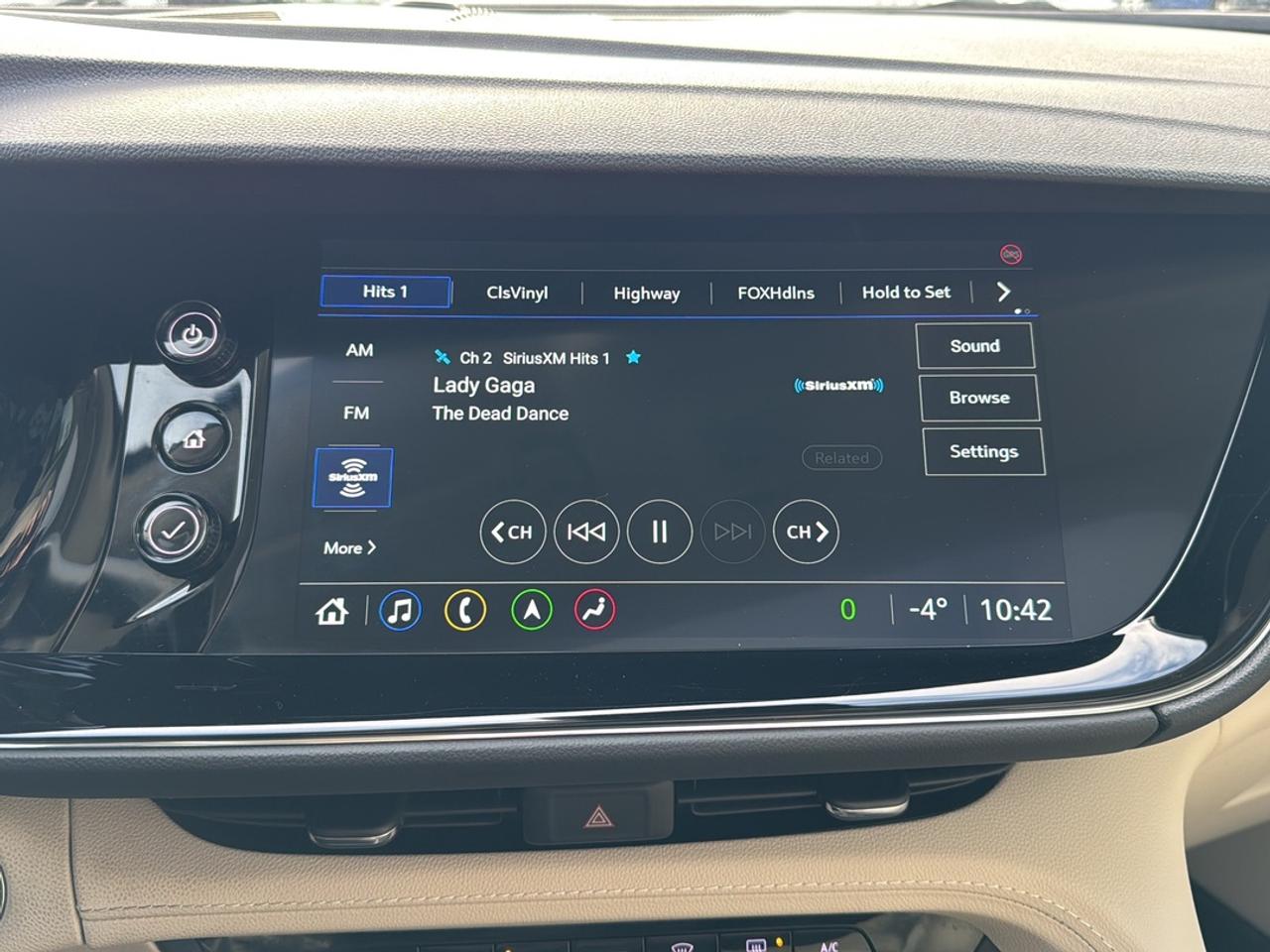 2022 Buick Envision Preferred Photo