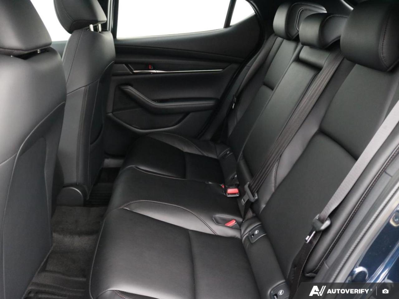 2025 Mazda MAZDA3 Sport GS Photo