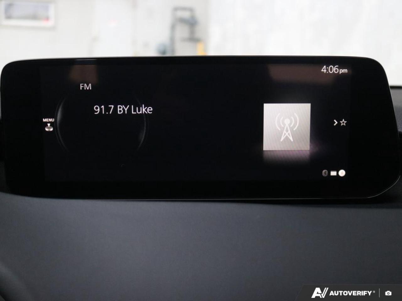 2025 Mazda MAZDA3 Sport GS Photo