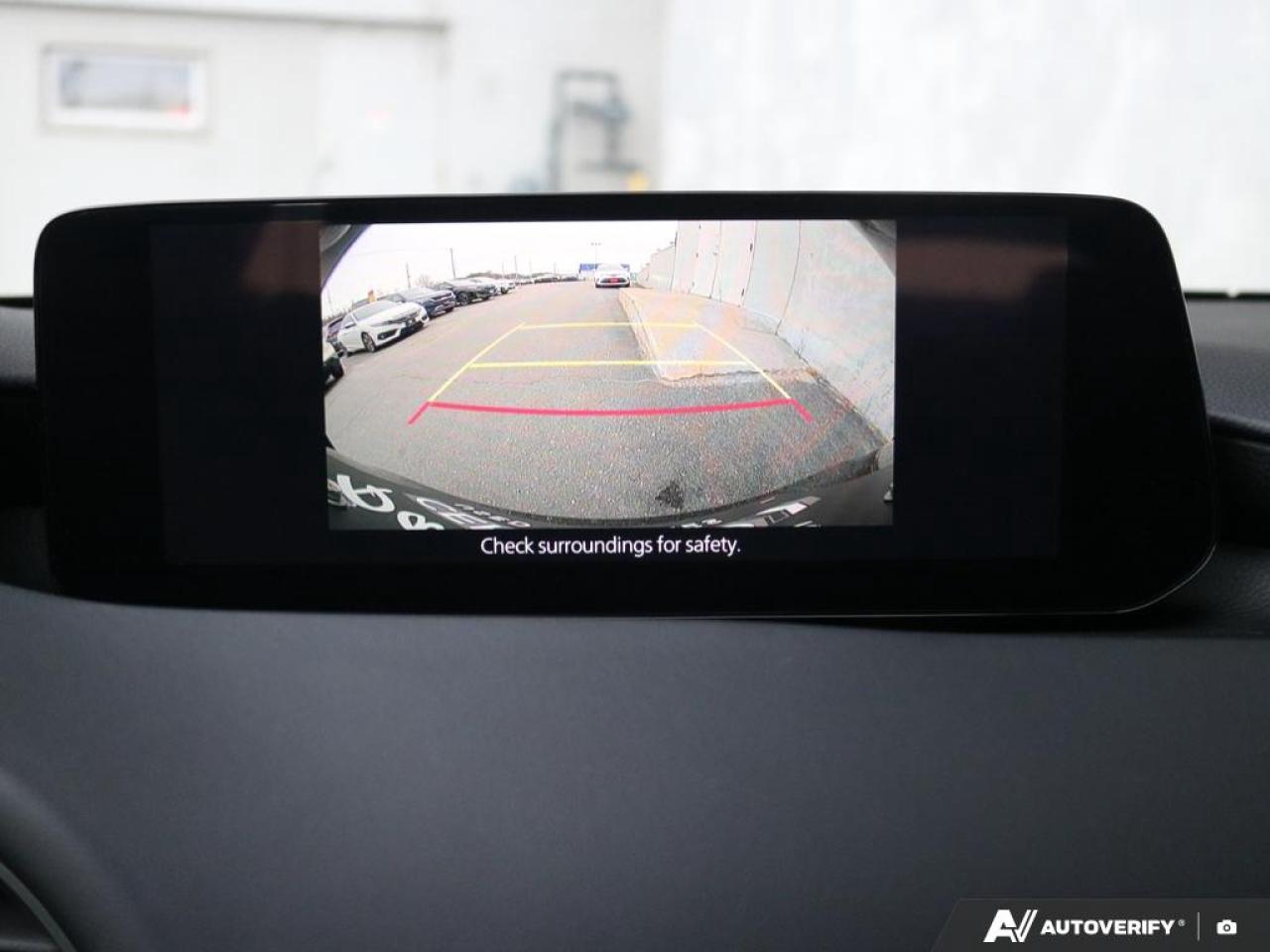 2025 Mazda MAZDA3 Sport GS Photo