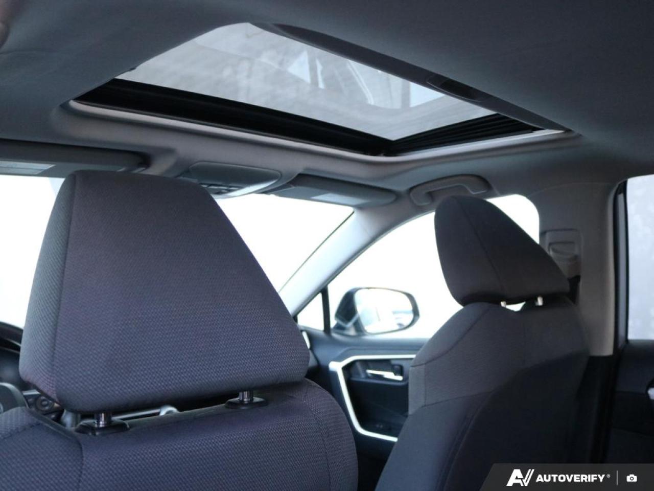 2021 Toyota RAV4 XLE Photo