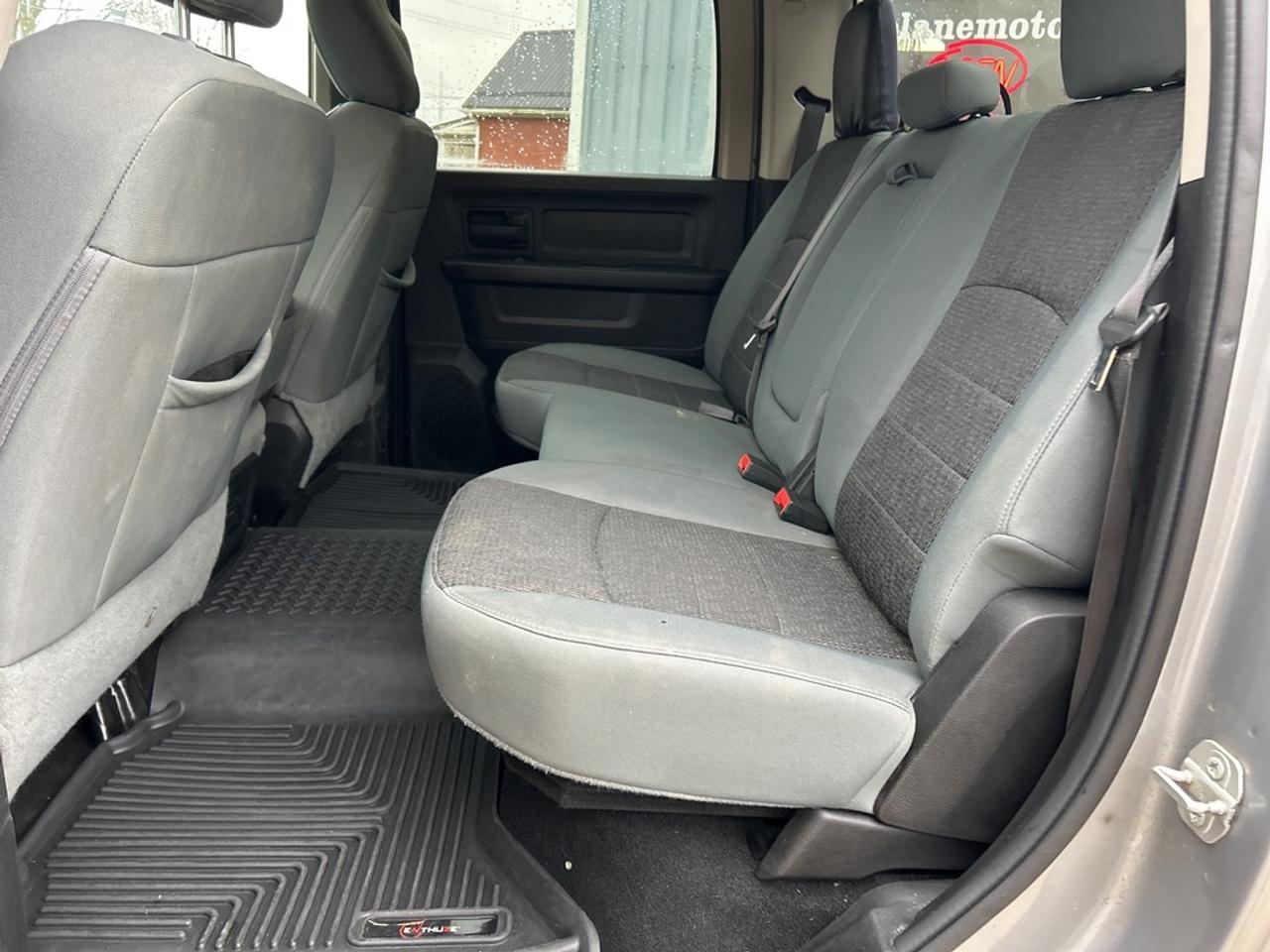 2020 RAM 1500 Classic Express Night Edition  Crew  V8 Photo