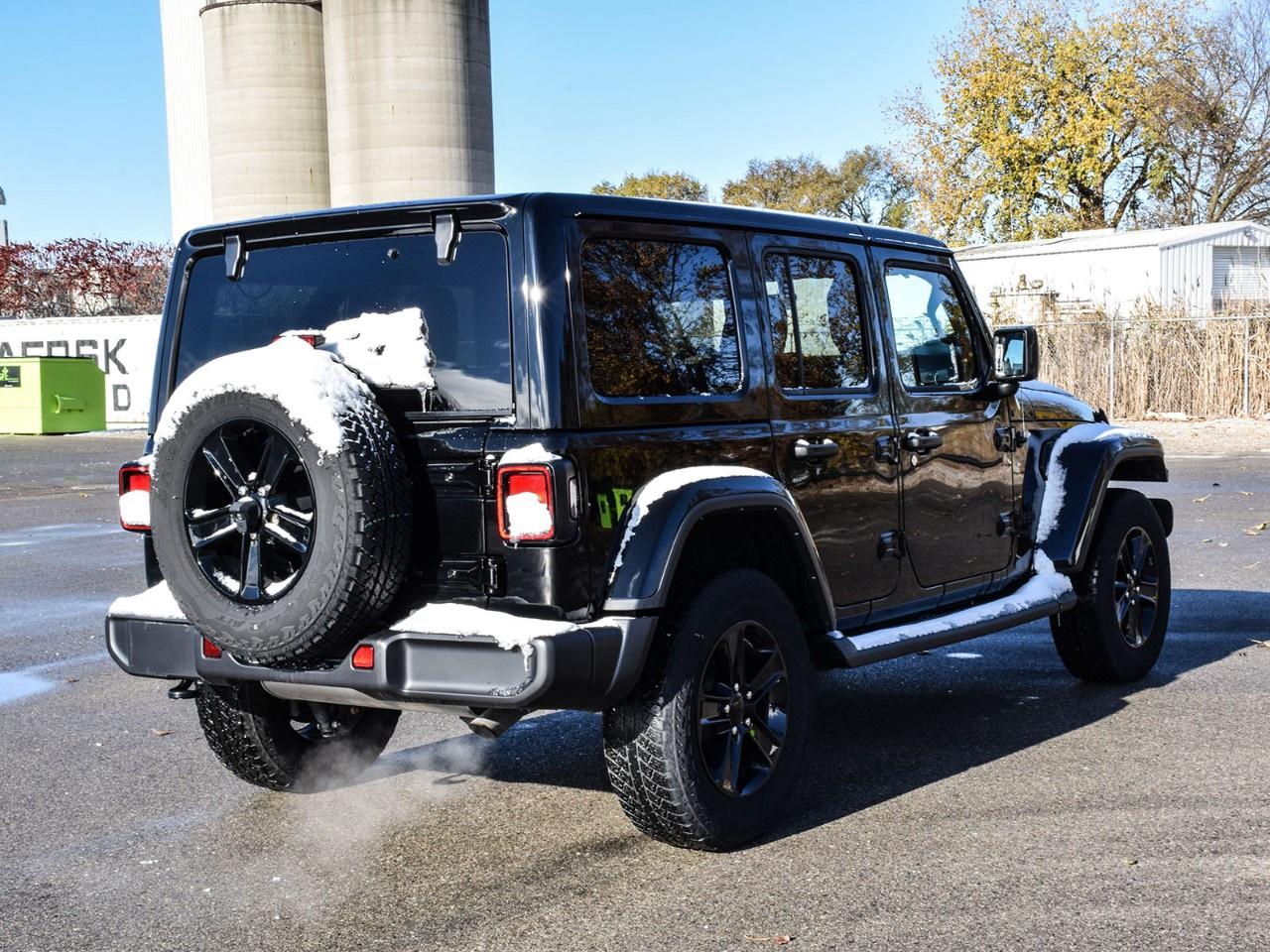 2022 Jeep Wrangler Unlimited Sahara Altitude 4x4 Photo3