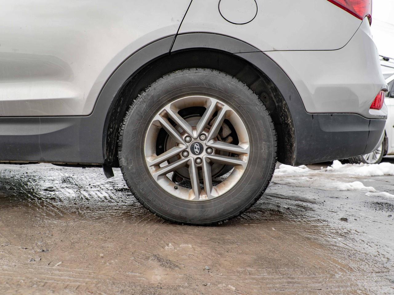 2018 Hyundai Santa Fe Sport 2.4L FWD Photo