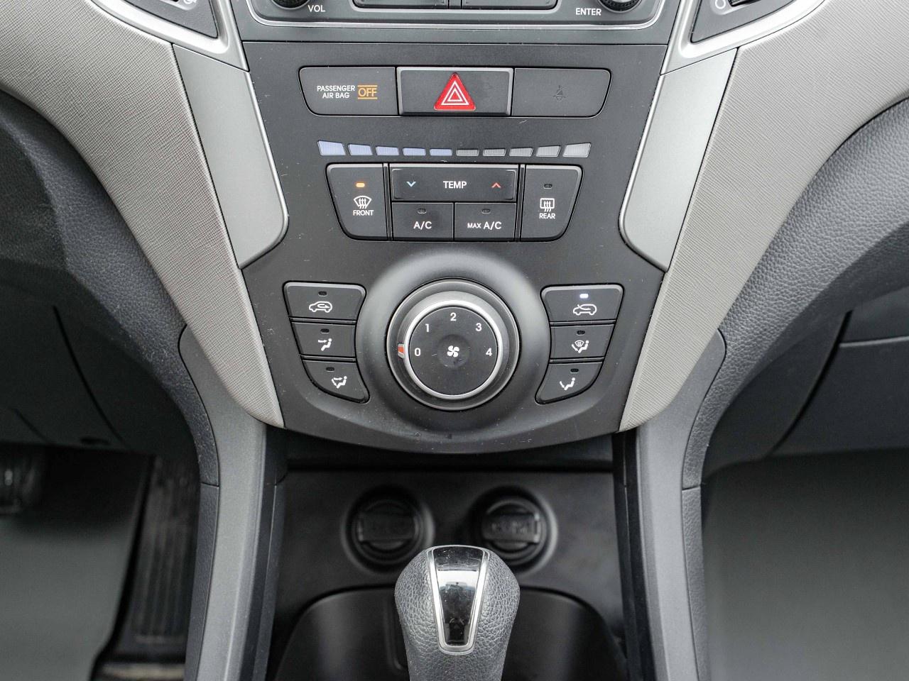 2018 Hyundai Santa Fe Sport 2.4L FWD Photo