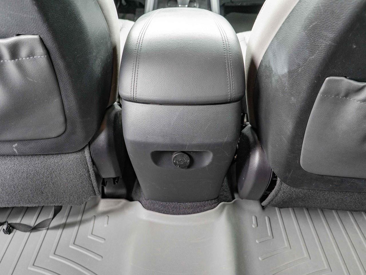 2018 Hyundai Santa Fe Sport 2.4L FWD Photo