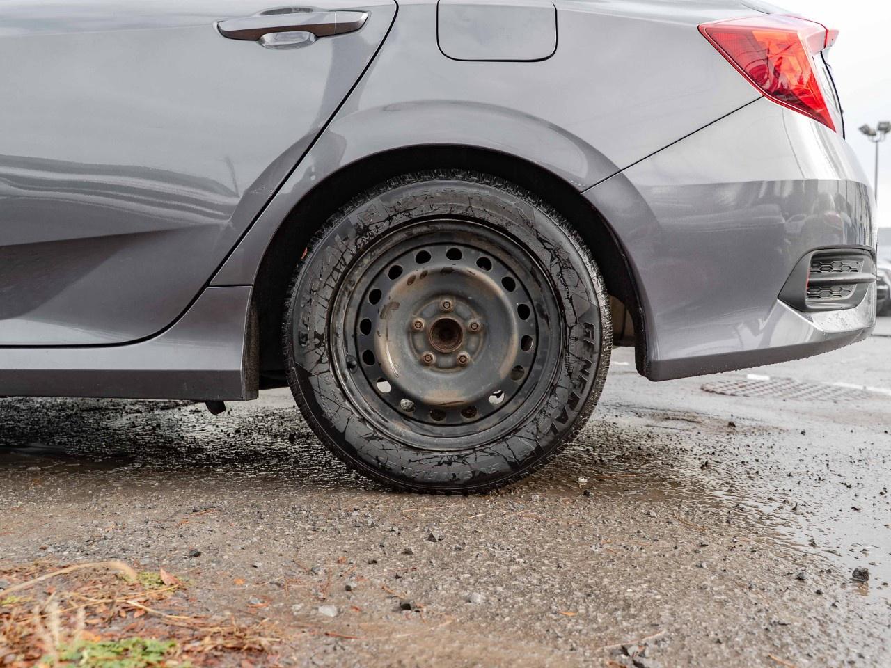 2017 Honda Civic Sedan LX Manual Sedan Photo