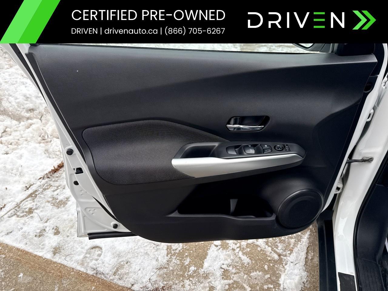 2020 Nissan Kicks SV FWD Photo