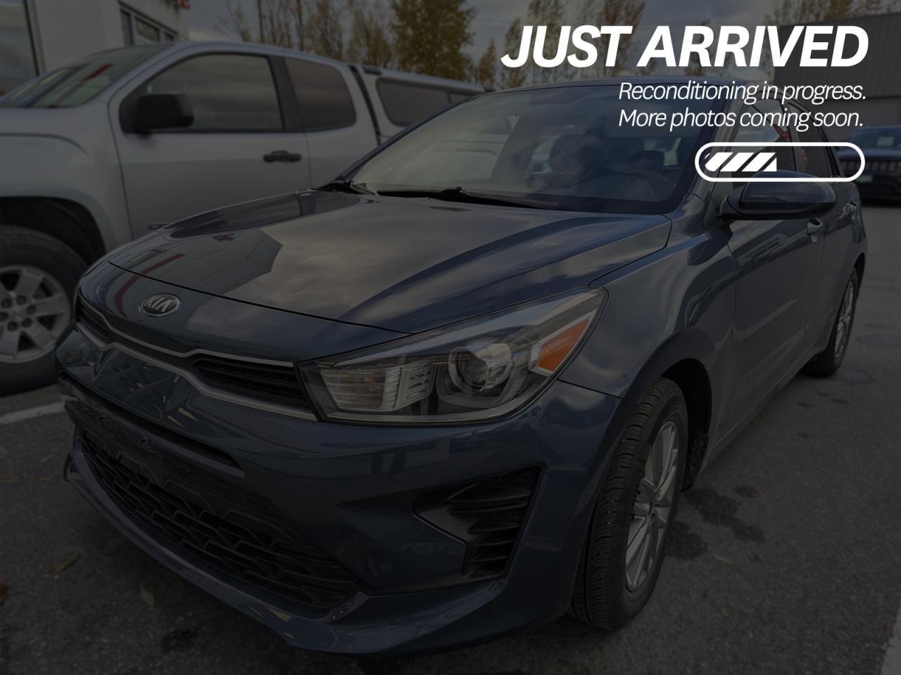 Used 2021 Kia Rio LX Premium $140 BI-WEEKLY - NO REPORTED ACCIDENTS, LOW MILEAGE, SMOKE-FREE, ONE OWNER for sale in Cranbrook, BC