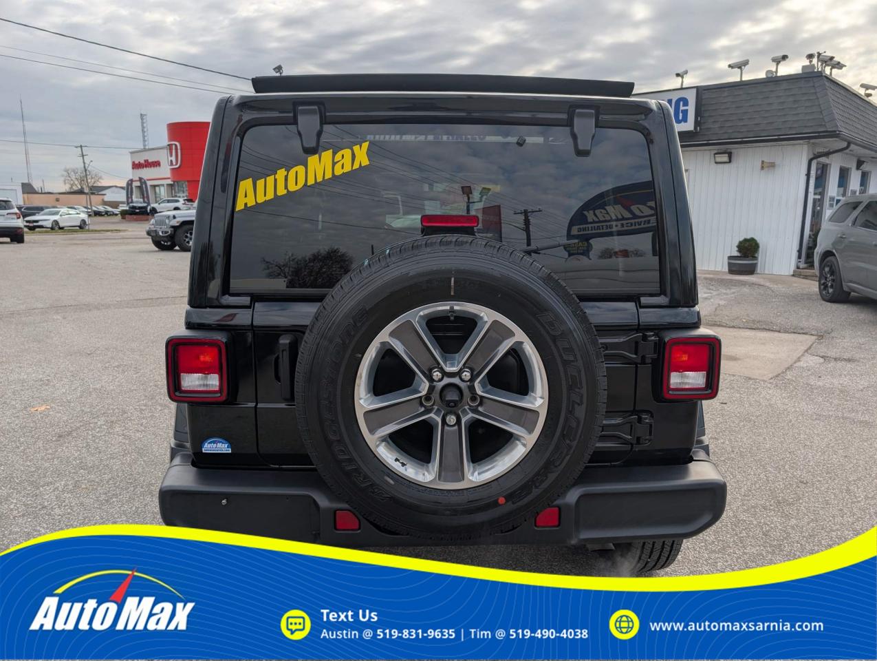 2021 Jeep Wrangler Unlimited Sahara Photo