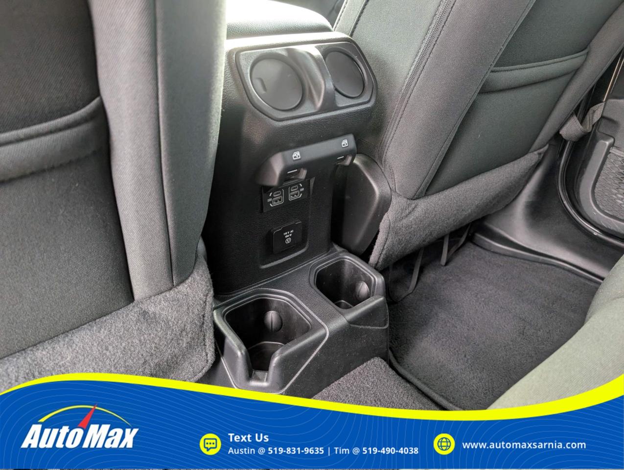 2021 Jeep Wrangler Unlimited Sahara Photo