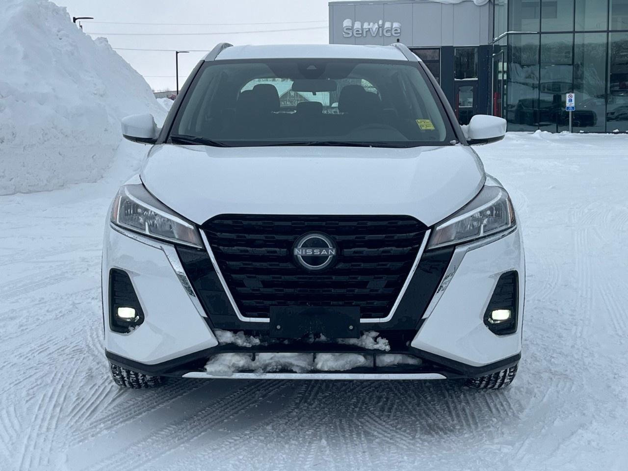 2025 Nissan Kicks Play SV FWD Photo