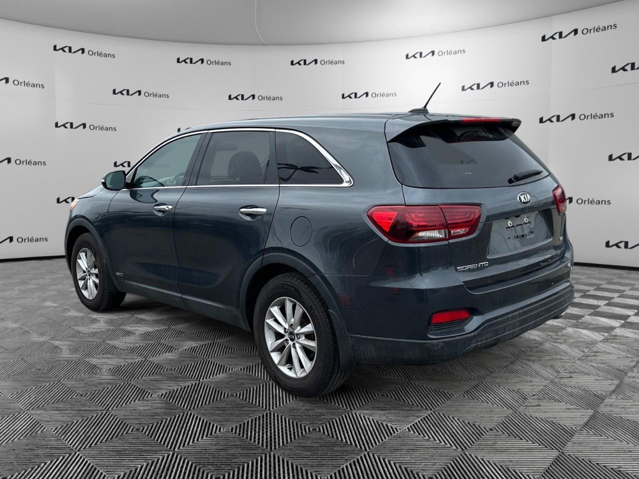 2020 Kia Sorento LX AWD Photo4