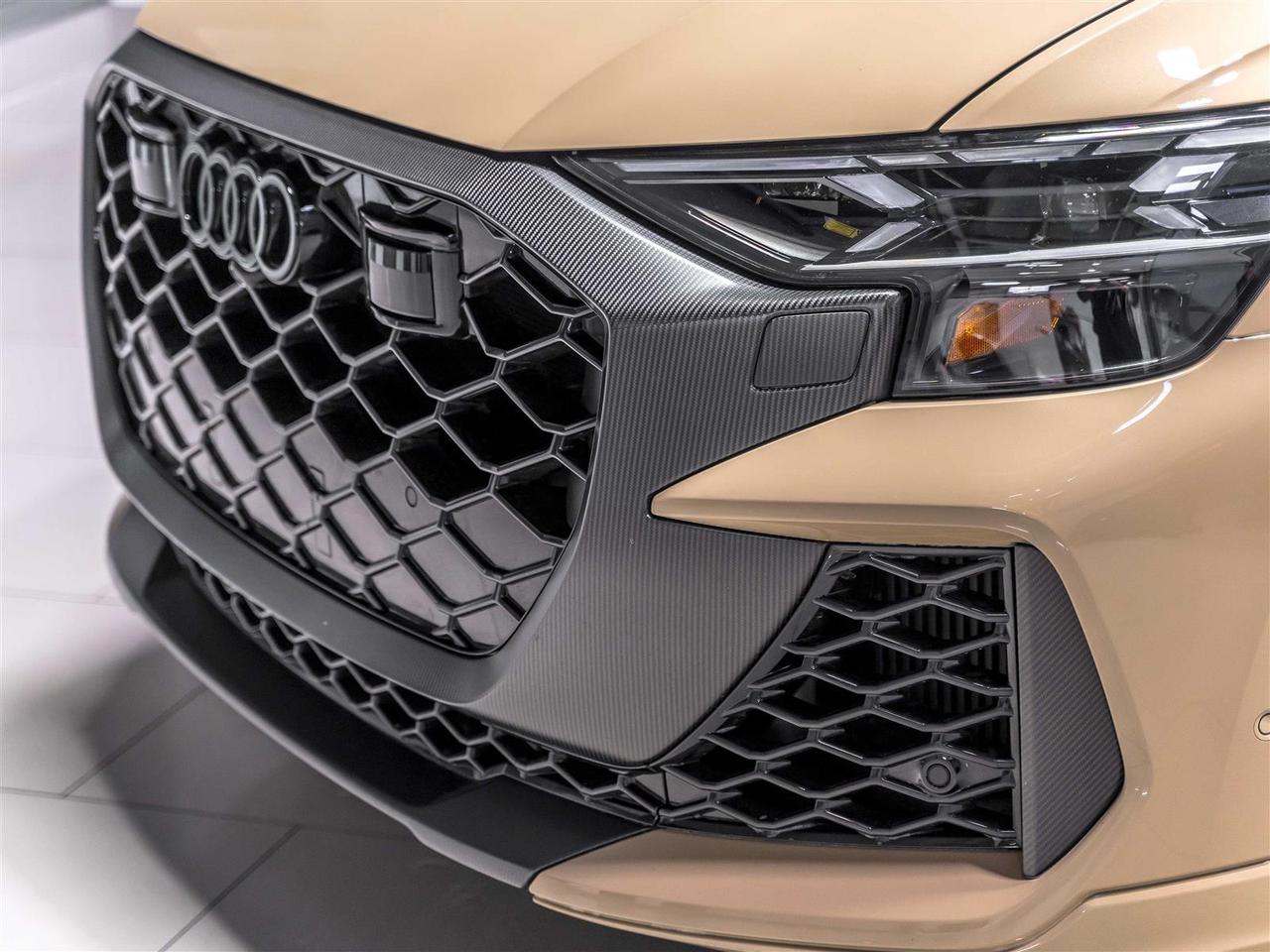 2025 Audi RS 4 $1317 BI WEEKLY 15 K DOWN |PERFORMANCE|CARBON MATTE OPTICS|RS DESIGN BLUE PLUS|AUDI CERAMICS|23INCH Photo