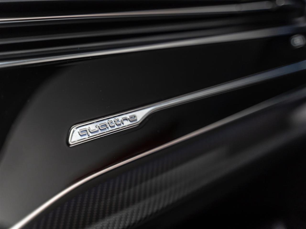 2025 Audi RS 4 $1317 BI WEEKLY 15 K DOWN |PERFORMANCE|CARBON MATTE OPTICS|RS DESIGN BLUE PLUS|AUDI CERAMICS|23INCH Photo