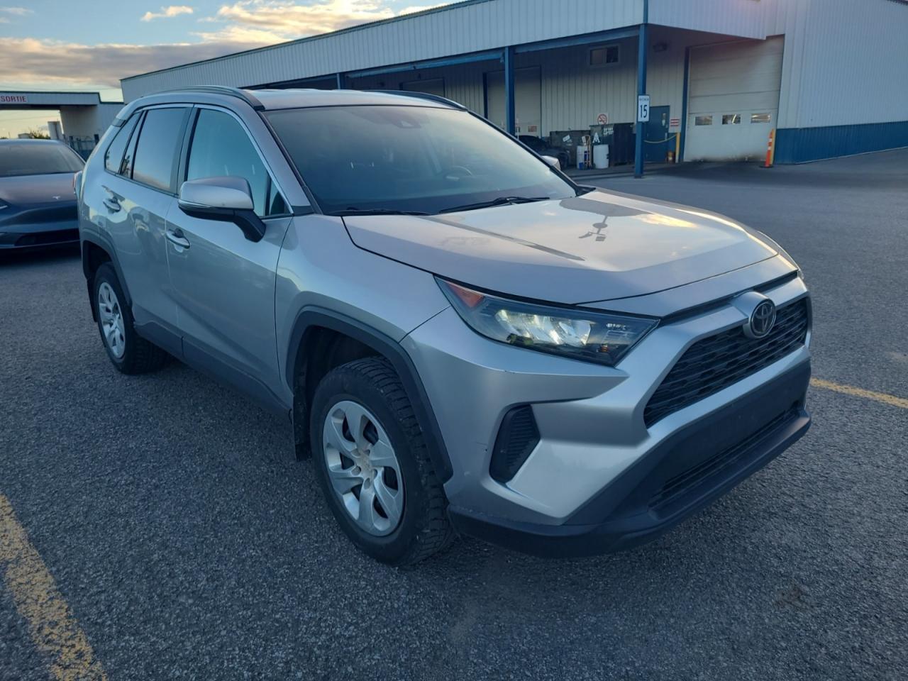 2021 Toyota RAV4 LE | AWD | NO ACCIDENTS | 1 OWNER Photo0