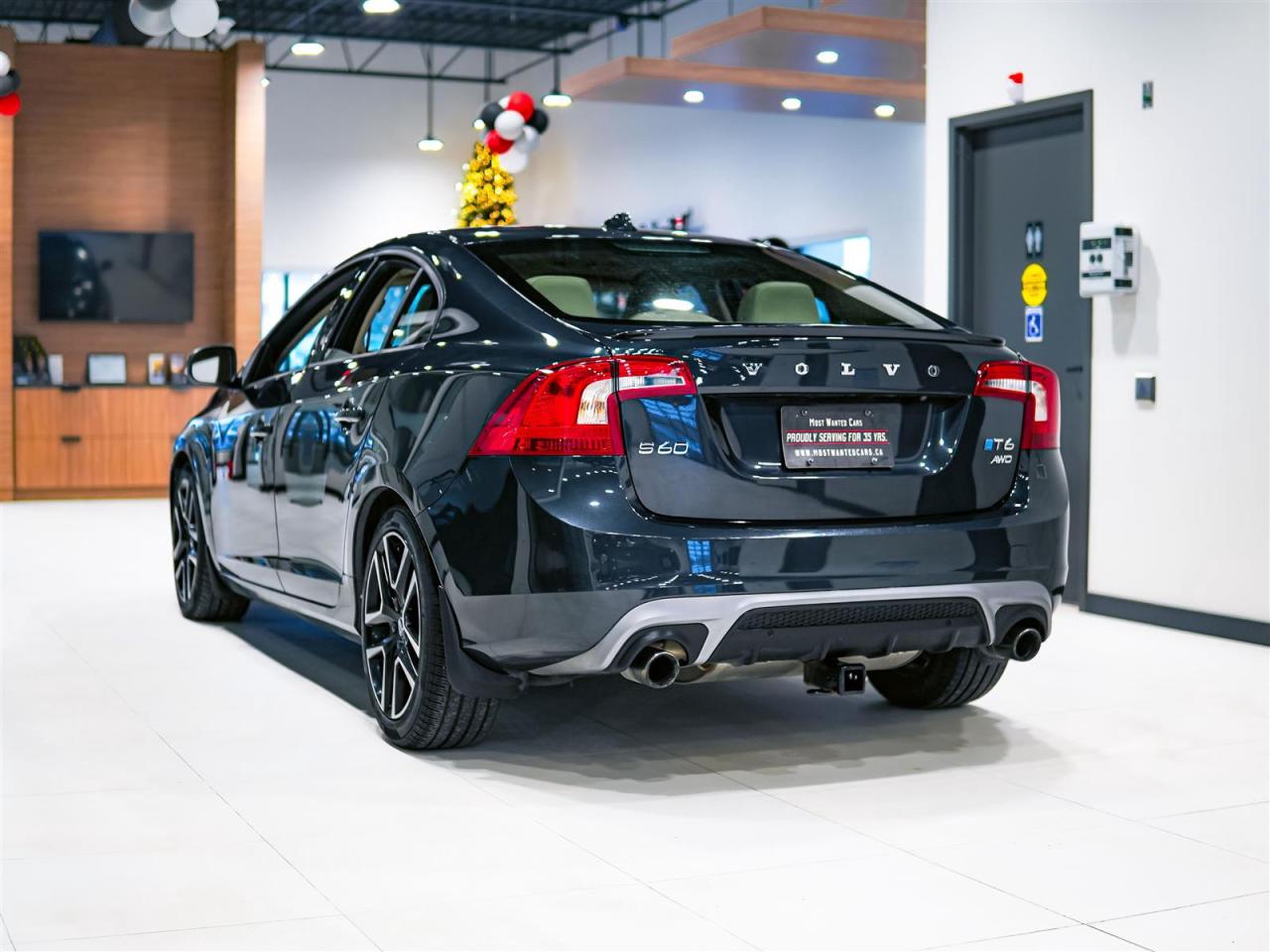 2018 Volvo S60 DYNAMIC AWD | T6 | NO ACCIDENTS | NAV | LTHR | SUNROOF Photo