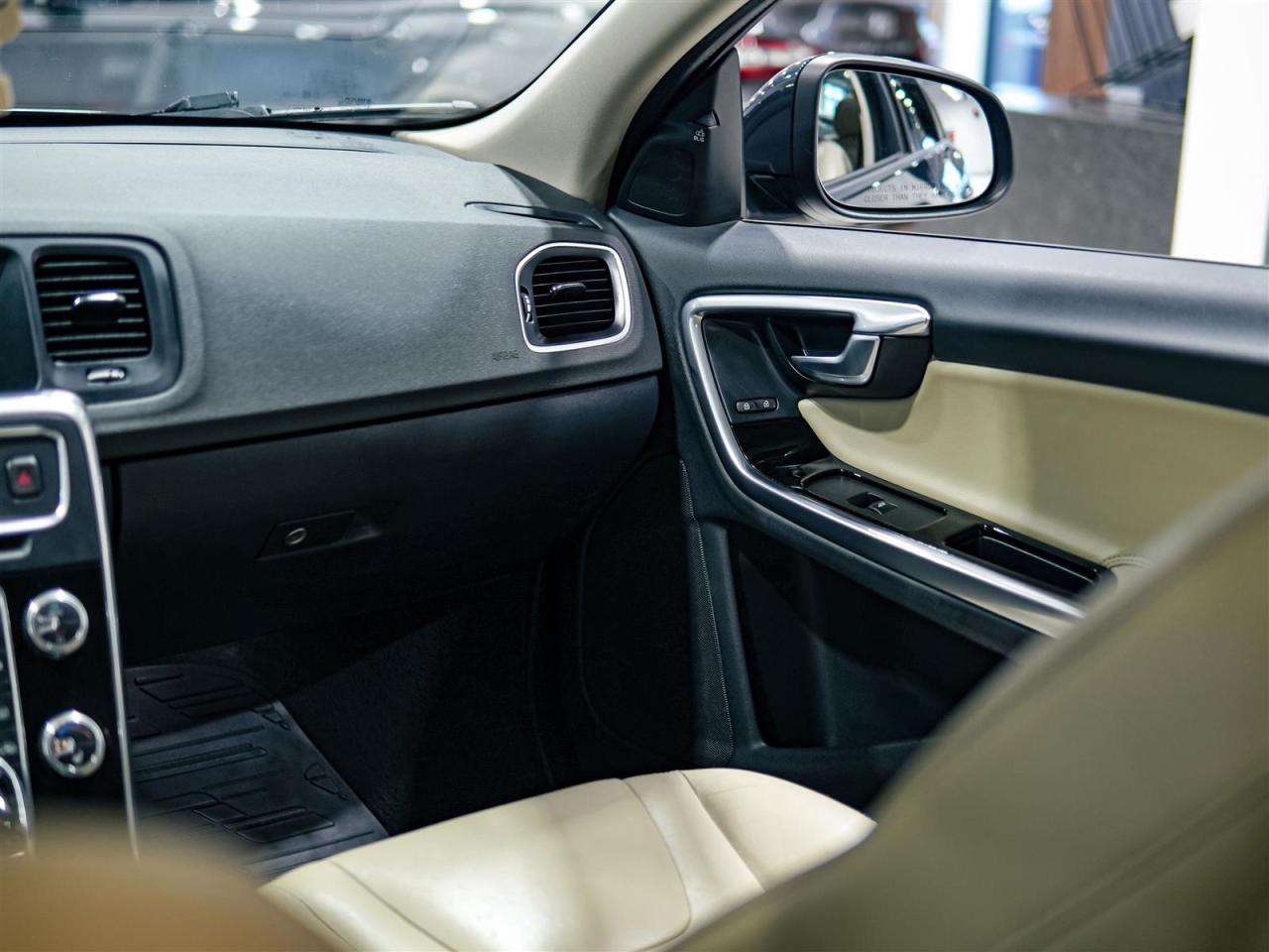 2018 Volvo S60 DYNAMIC AWD | T6 | NO ACCIDENTS | NAV | LTHR | SUNROOF Photo