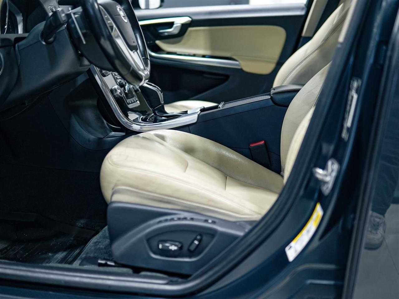 2018 Volvo S60 DYNAMIC AWD | T6 | NO ACCIDENTS | NAV | LTHR | SUNROOF Photo