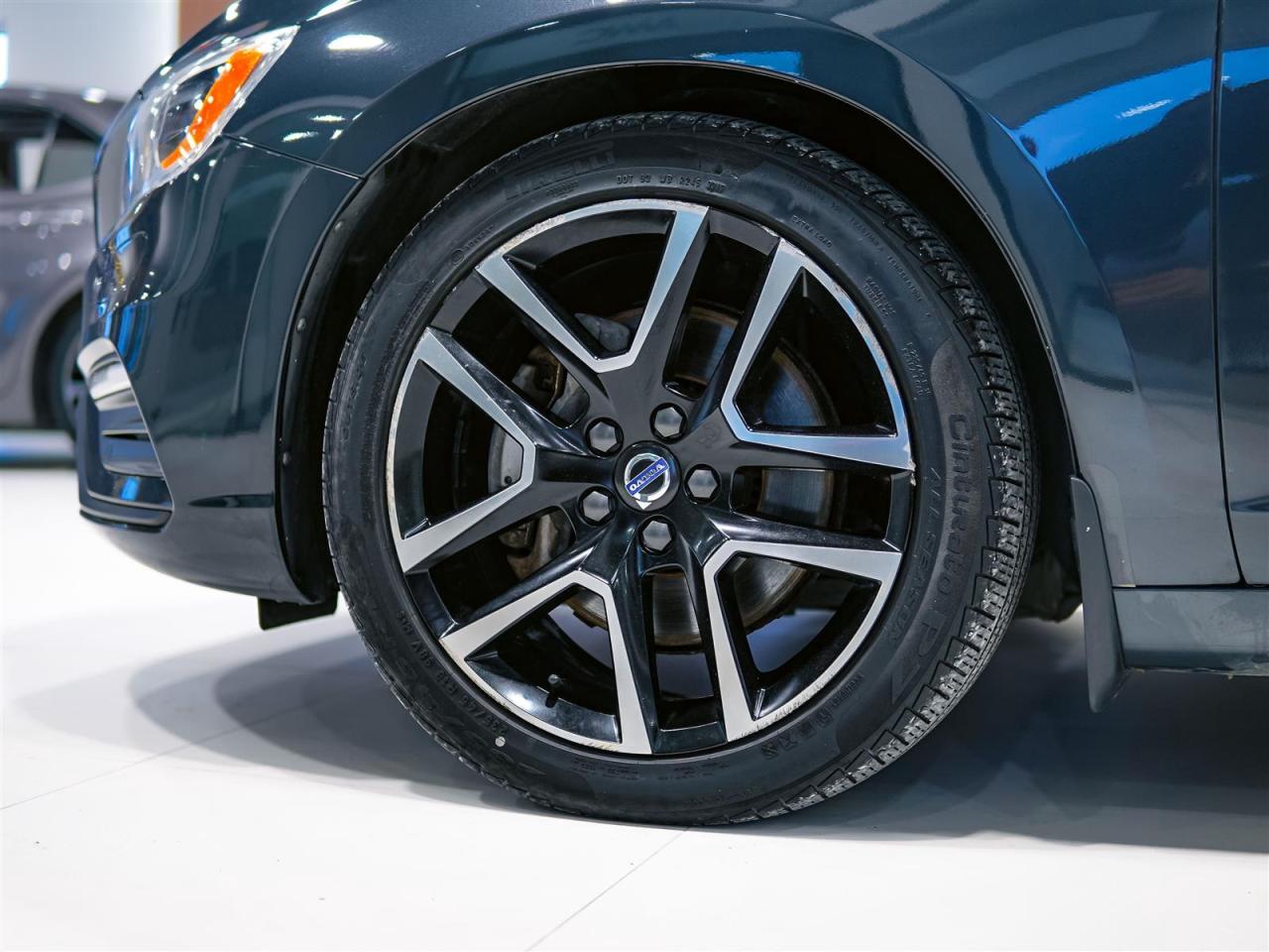 2018 Volvo S60 DYNAMIC AWD | T6 | NO ACCIDENTS | NAV | LTHR | SUNROOF Photo