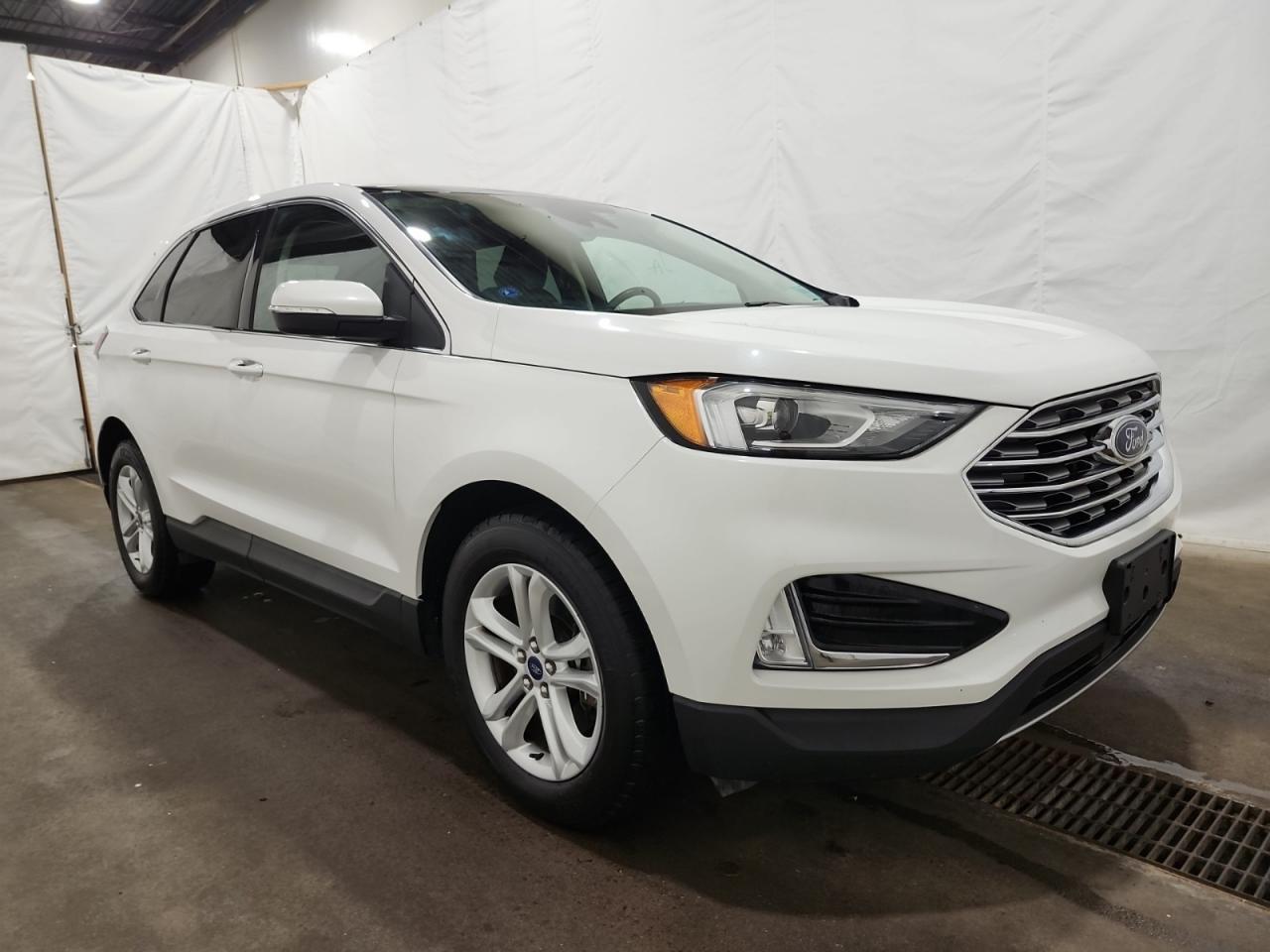 2020 Ford Edge SEL AWD | LEATHER | NAV | NO ACCIDENTS | 17 SERV REC Photo3