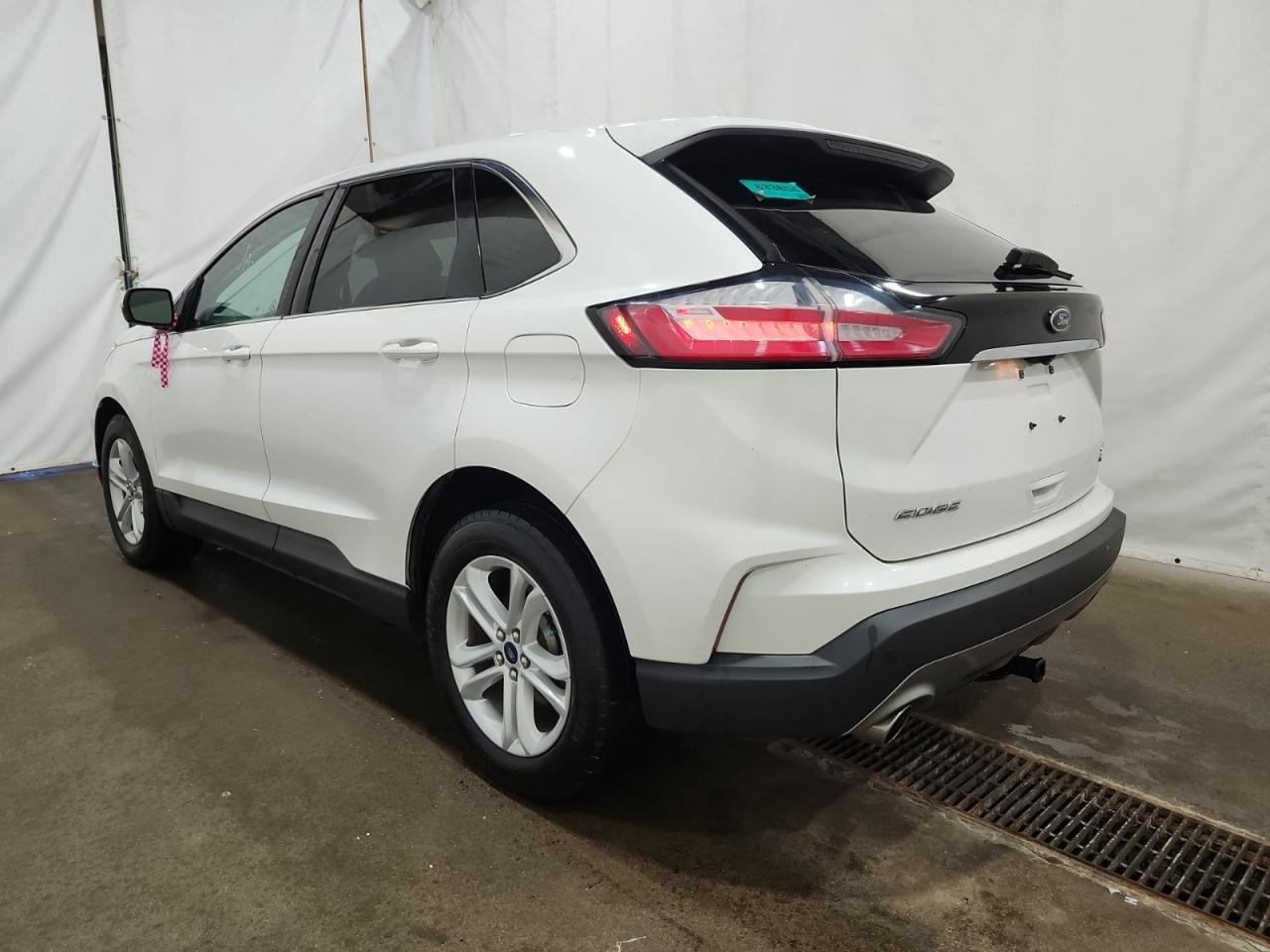 2020 Ford Edge SEL AWD | LEATHER | NAV | NO ACCIDENTS | 17 SERV REC Photo