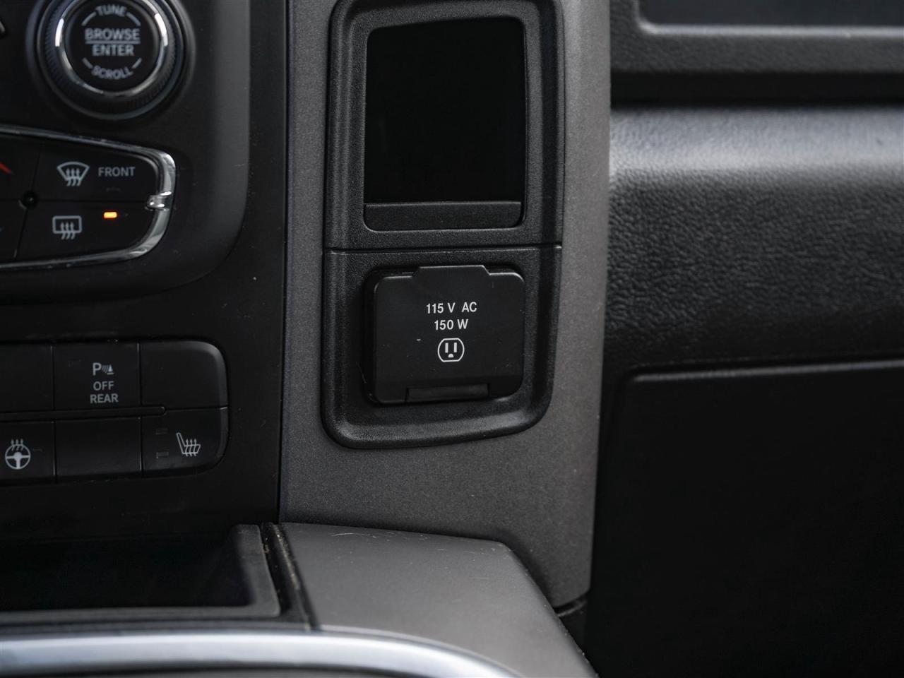 2022 RAM 1500 Classic EXPRESS CREW CAB 4X4 | 5.7L HEMI V8 | NIGHT PKG | SUB ZERO PKG Photo