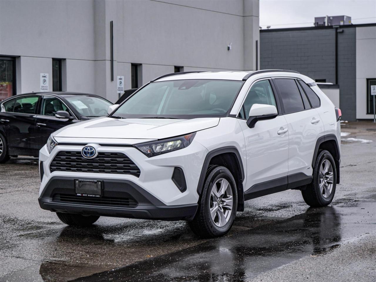 2022 Toyota RAV4 HYBRID LE AWD | NO ACCIDENTS | 10 SERVICE RECORDS Photo