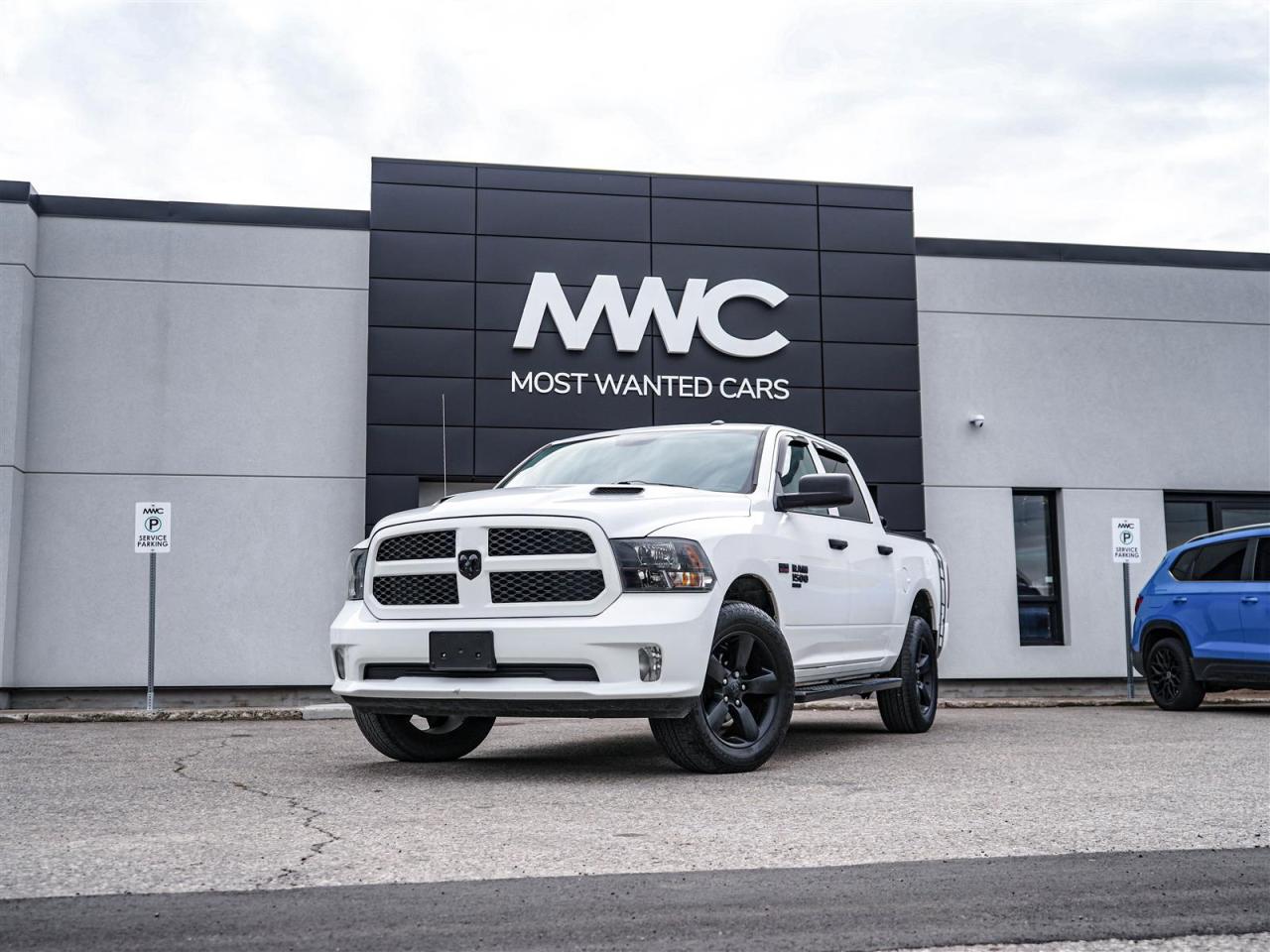 Used 2019 RAM 1500 Classic EXPRESS CREW CAB 4X4 | 5.7 HEMI V8 | NO ACCIDENTS for sale in Kitchener, ON