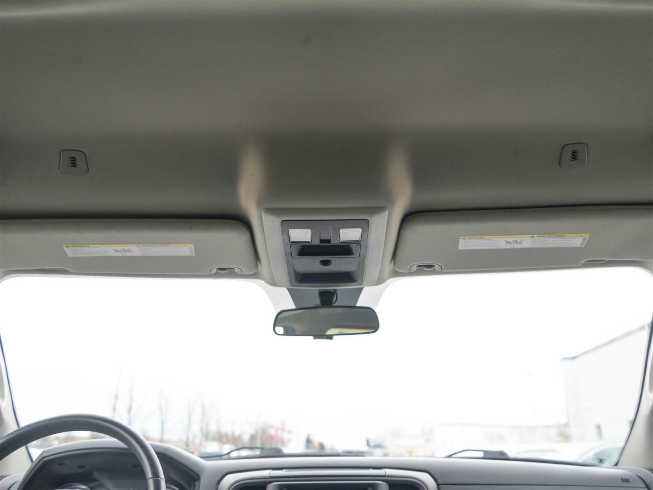 2019 RAM 1500 Classic EXPRESS CREW CAB 4X4 | 5.7 HEMI V8 | NO ACCIDENTS Photo