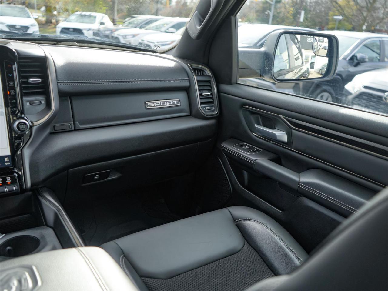 2023 RAM 1500 CREW 5.7L | SPORT LEVEL 2 | LEATHER | NIGHT EDITION | Photo